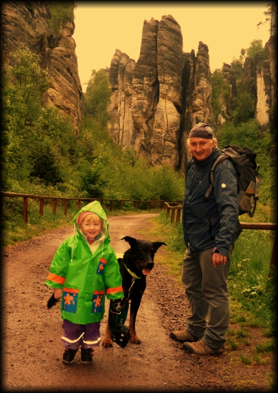 deštivé Prachovské skály